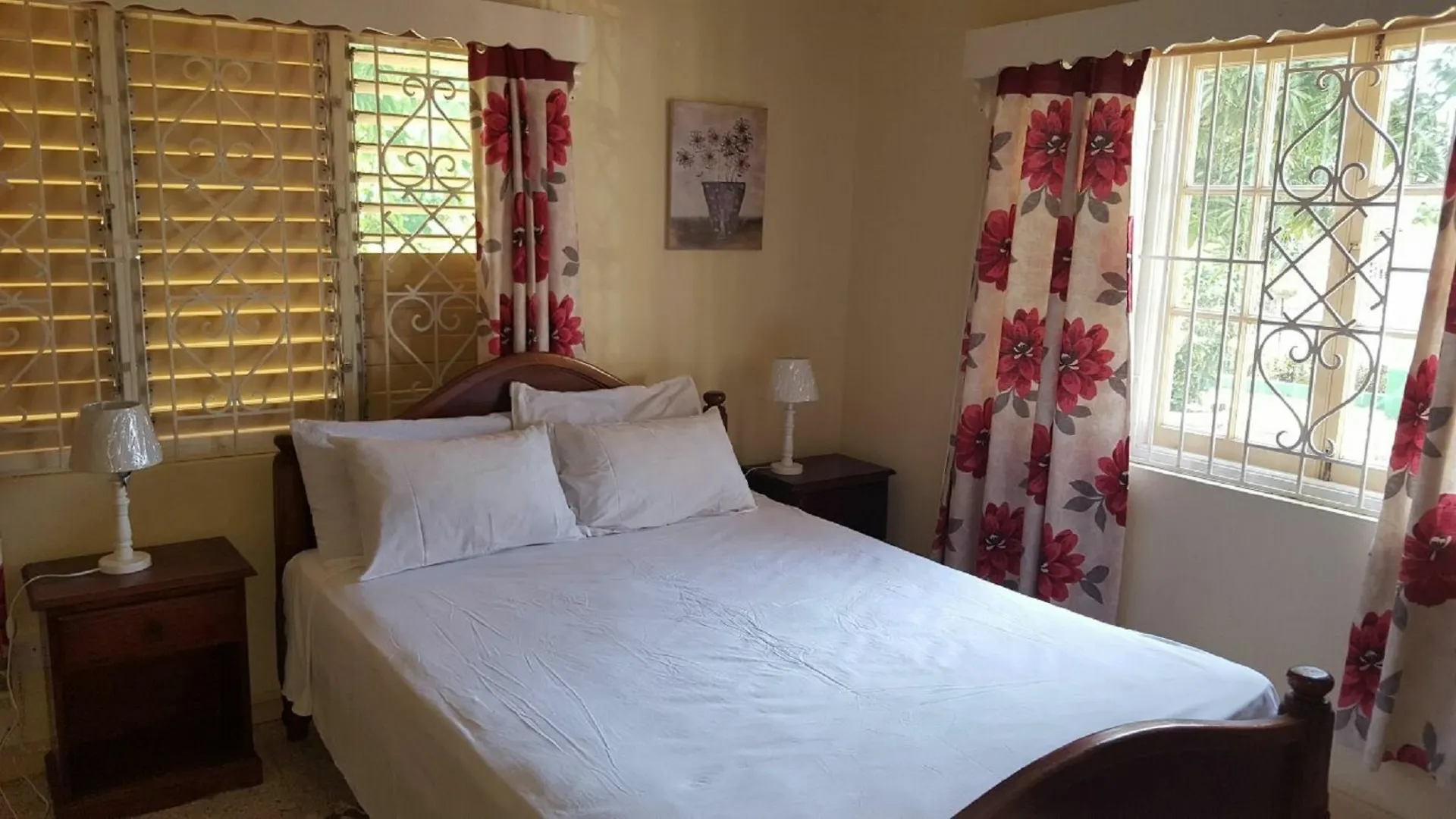 Ocho Rios Almond Tree Villas