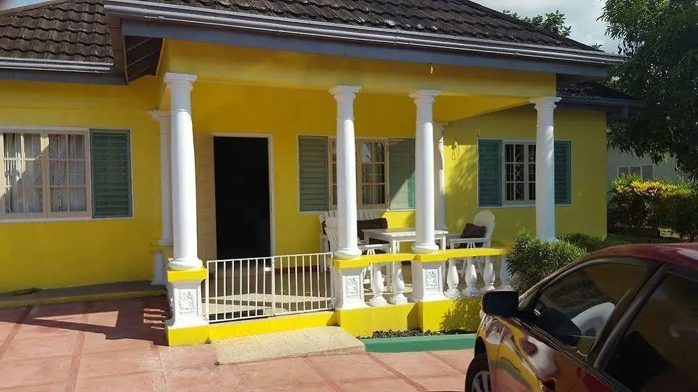 Ocho Rios Almond Tree Villas 0*, Ocho Rios Jamaica
